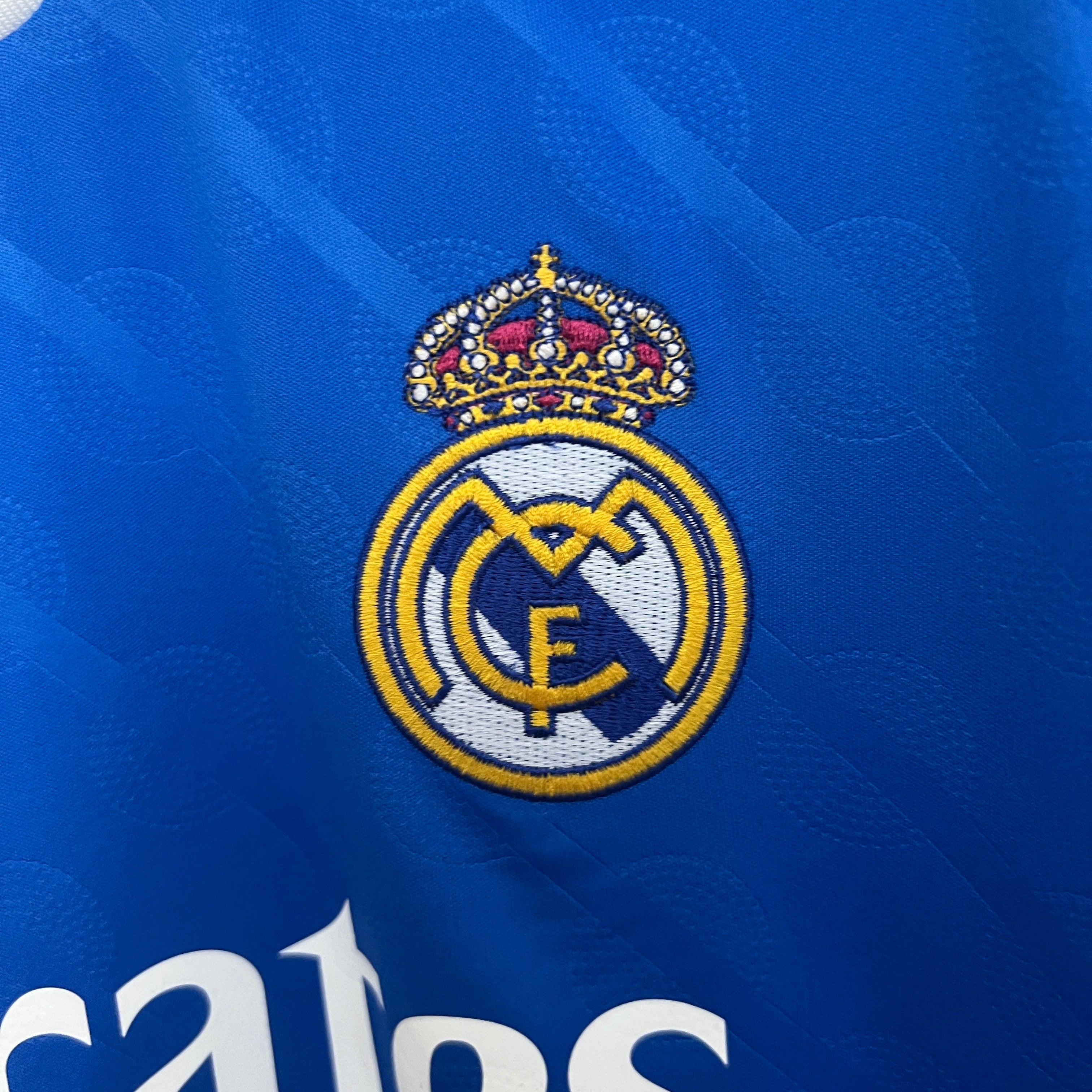 Real Madrid 2025/26 (Segunda equipación)
