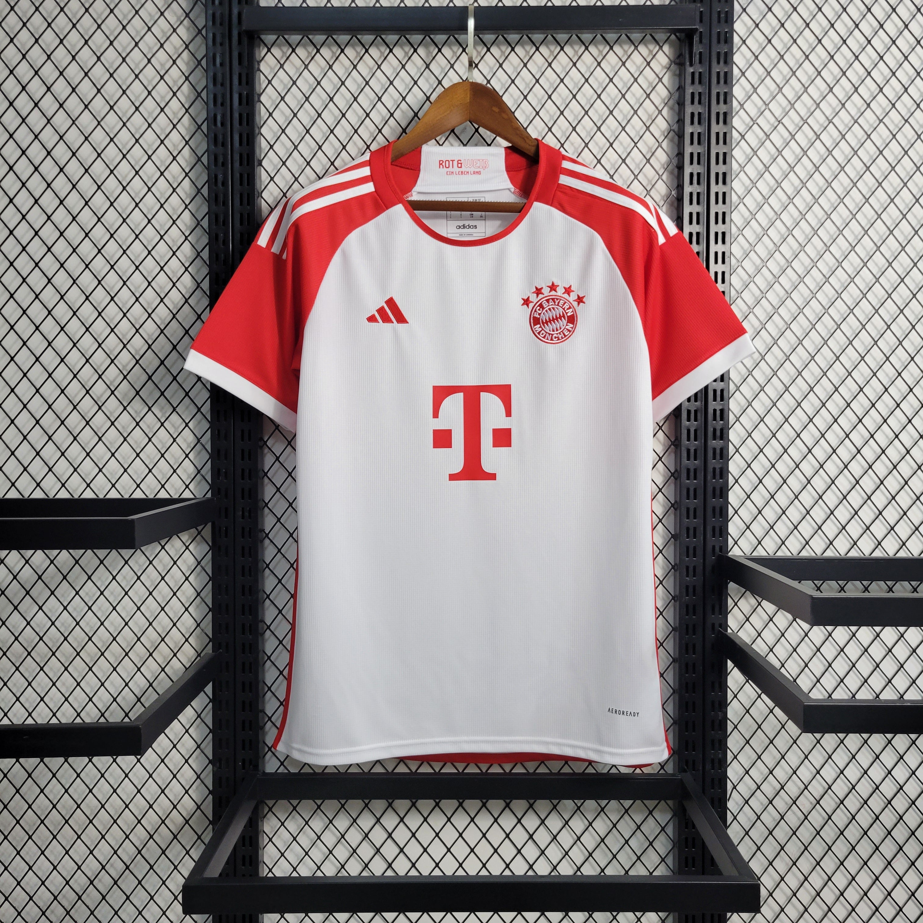Bayern de Múnich 2023/24 (Primera equipación)