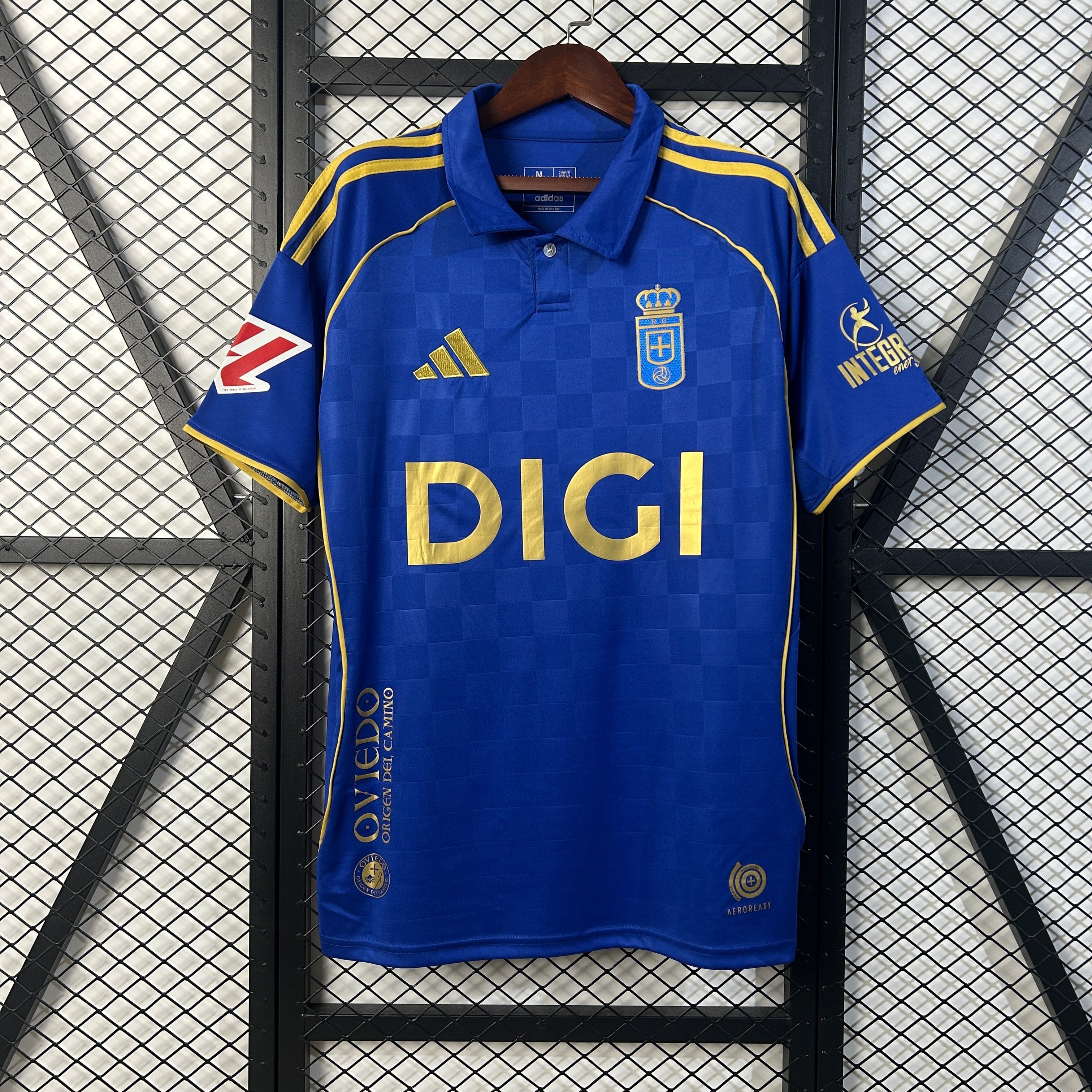Real Oviedo 2025/26 (Primera equipación)
