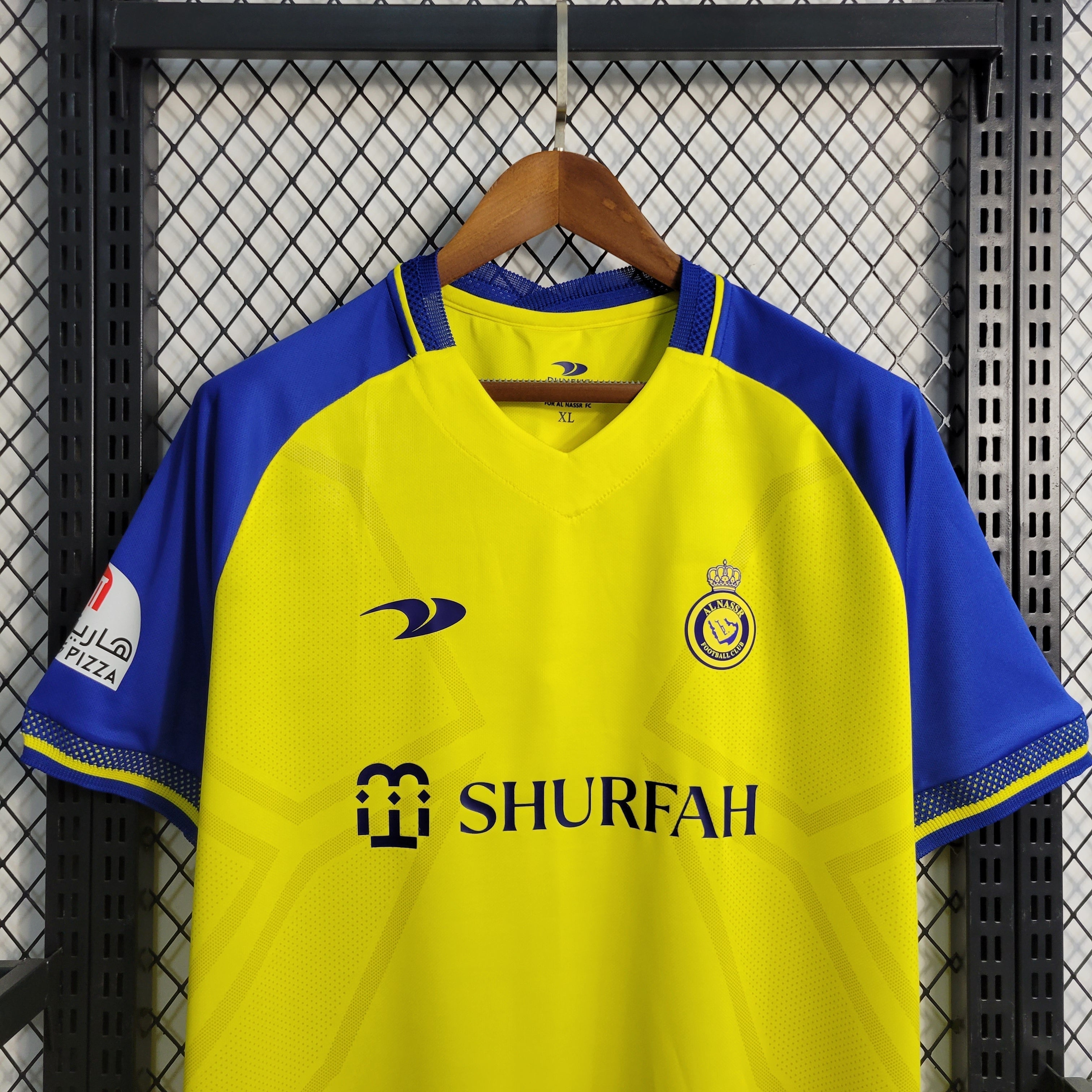 Saudí Al-Nassr 2023/23 (Primera equipación)