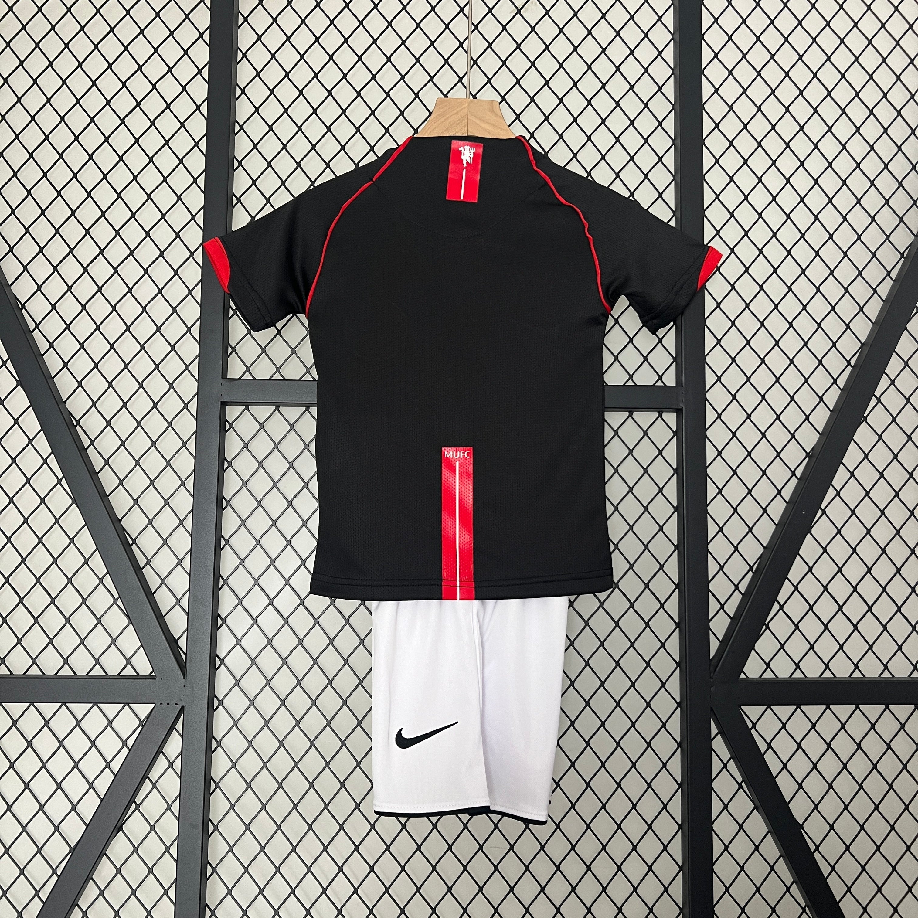Retro Manchester United 2007/08 (Mini Conjunto)