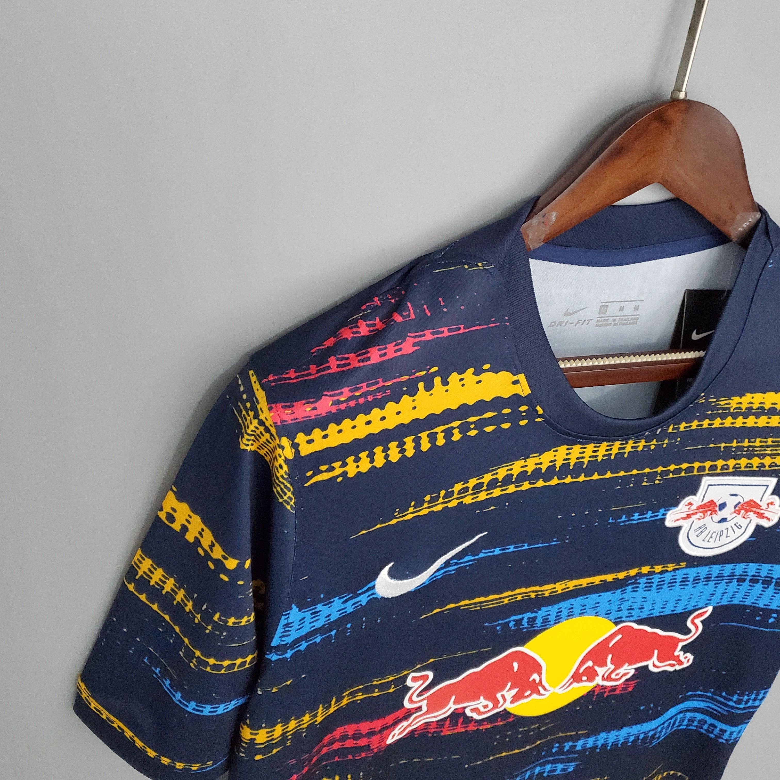 Red Bulls Leipzig 2021/22 (Segunda equipación)
