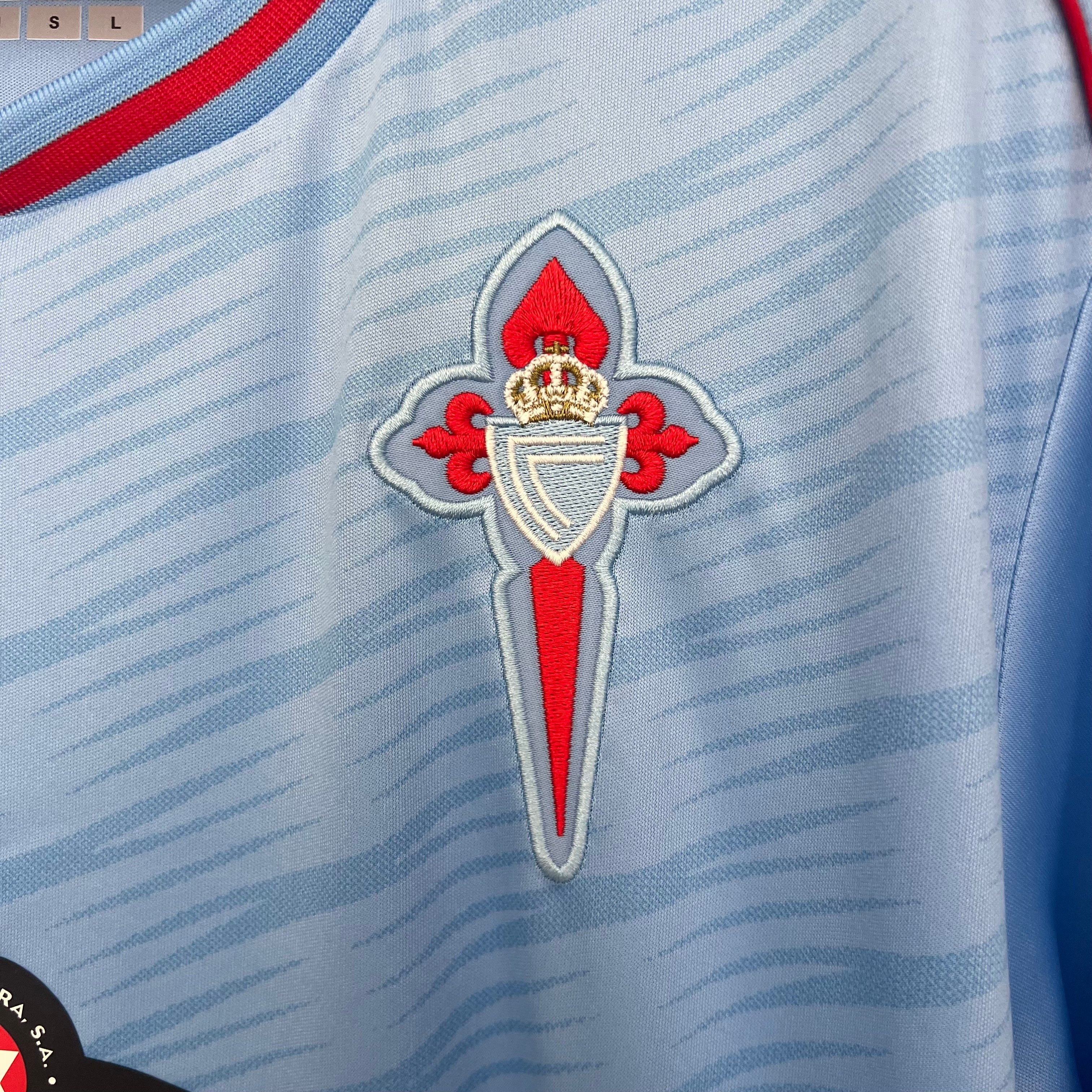 Celta de Vigo 2025/26 (Primera equipación)