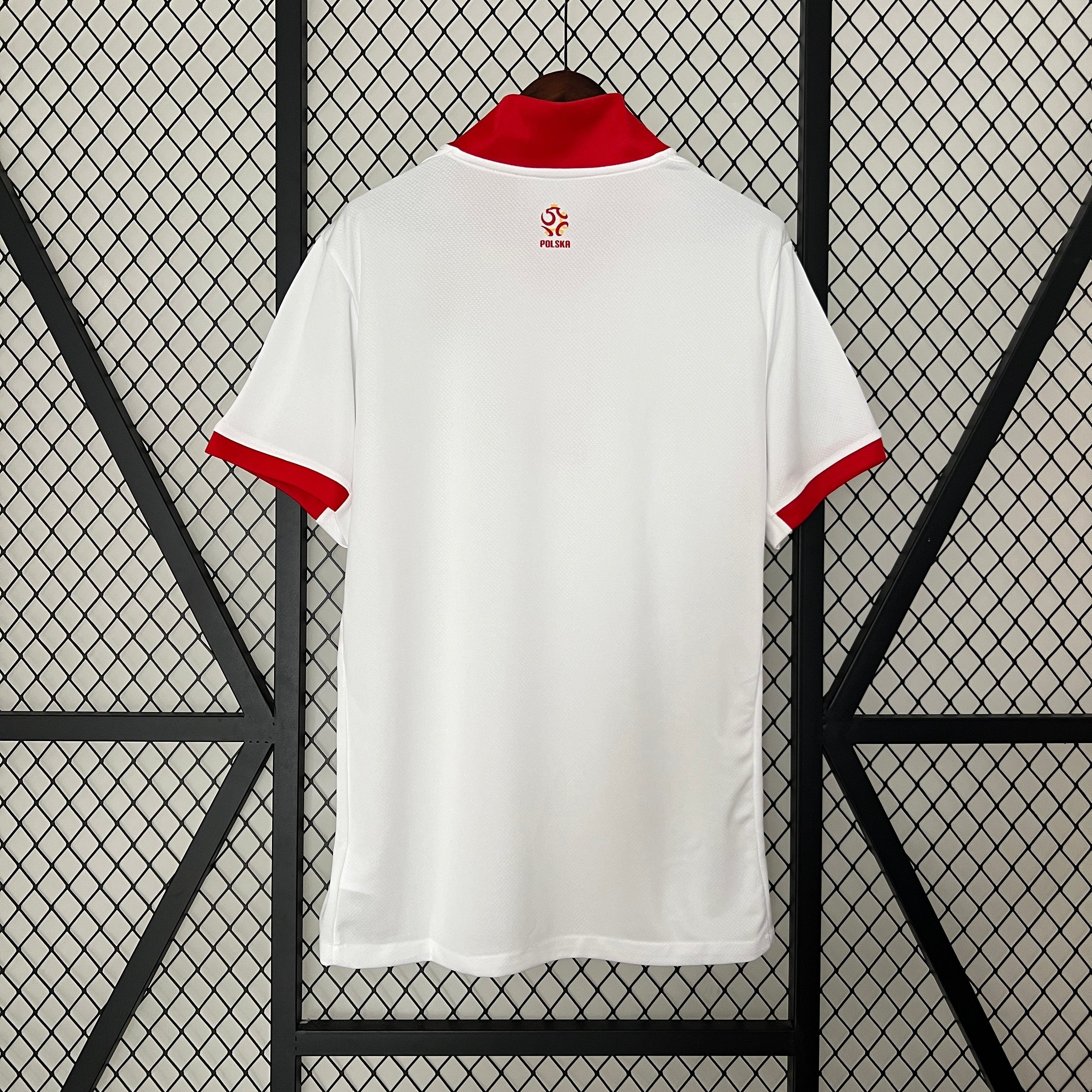 Polonia 2024/25 (Primera equipación)