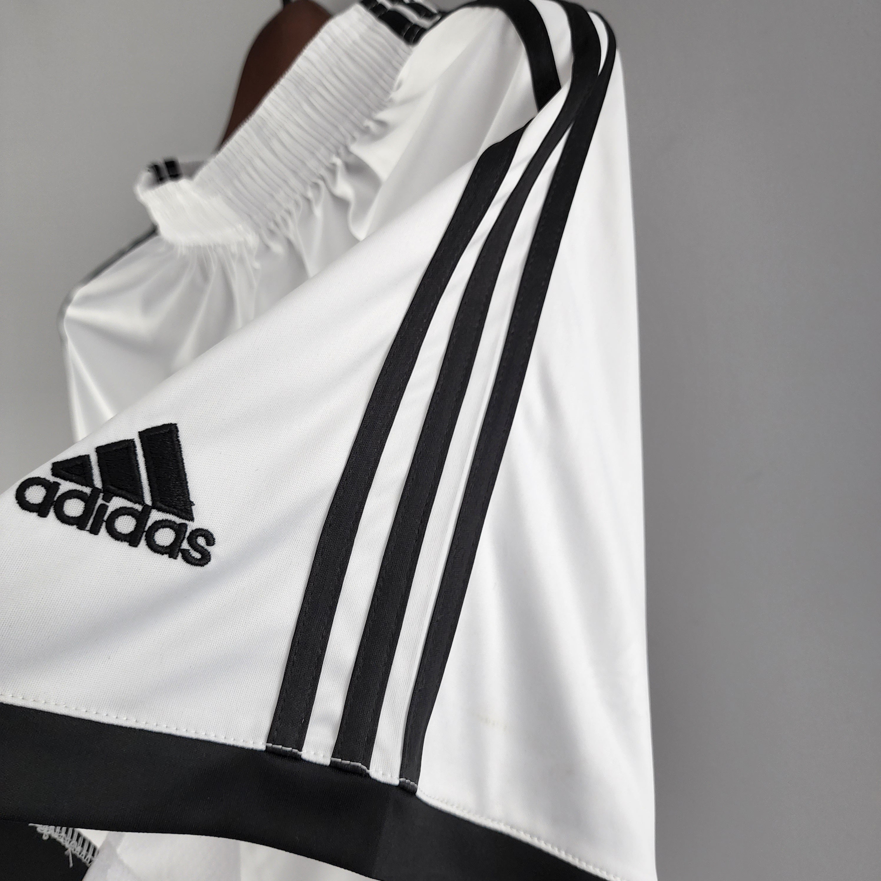 Juventus 2022/23 Pantalón corto (Primera equipación)