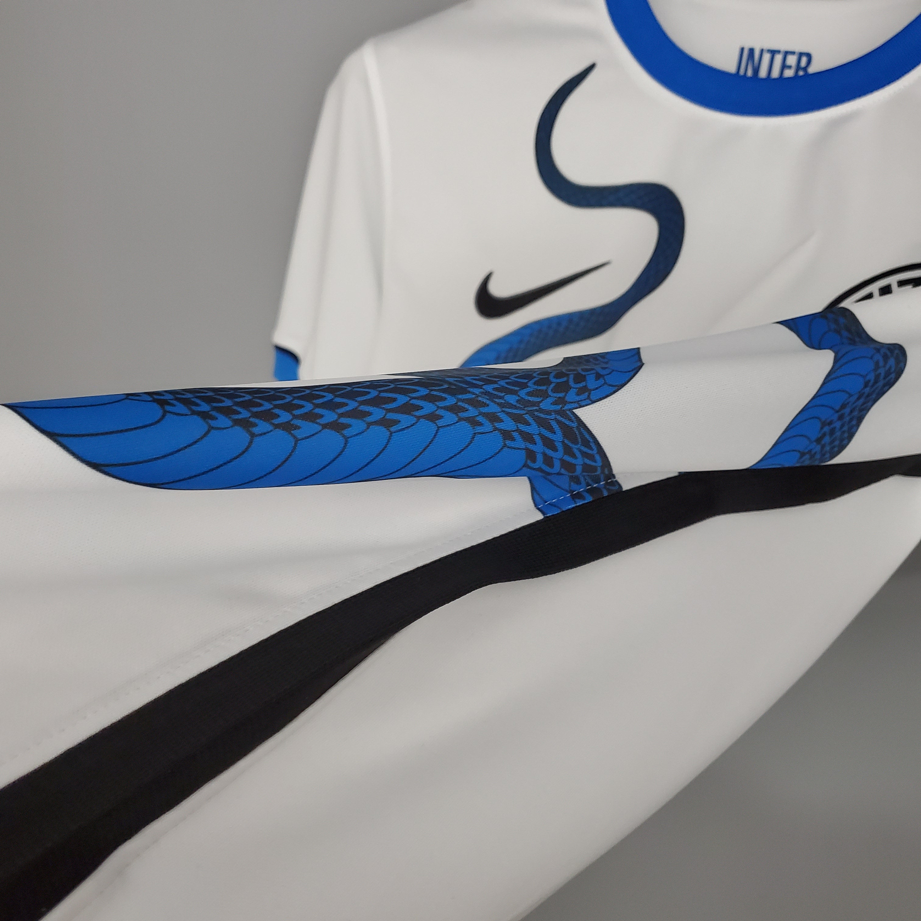 Inter 2021/22 (Segunda equipación)
