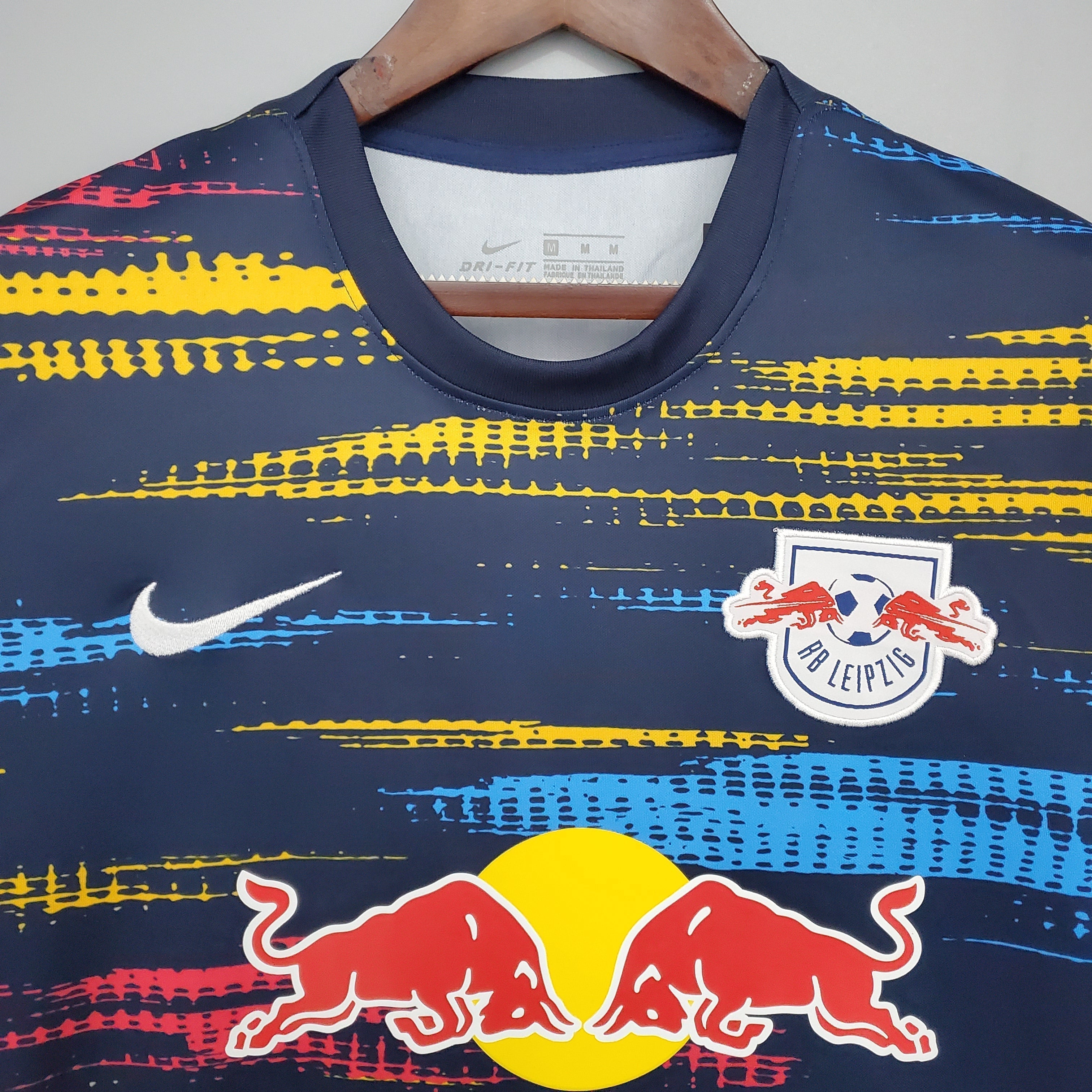 Red Bulls Leipzig 2021/22 (Segunda equipación)