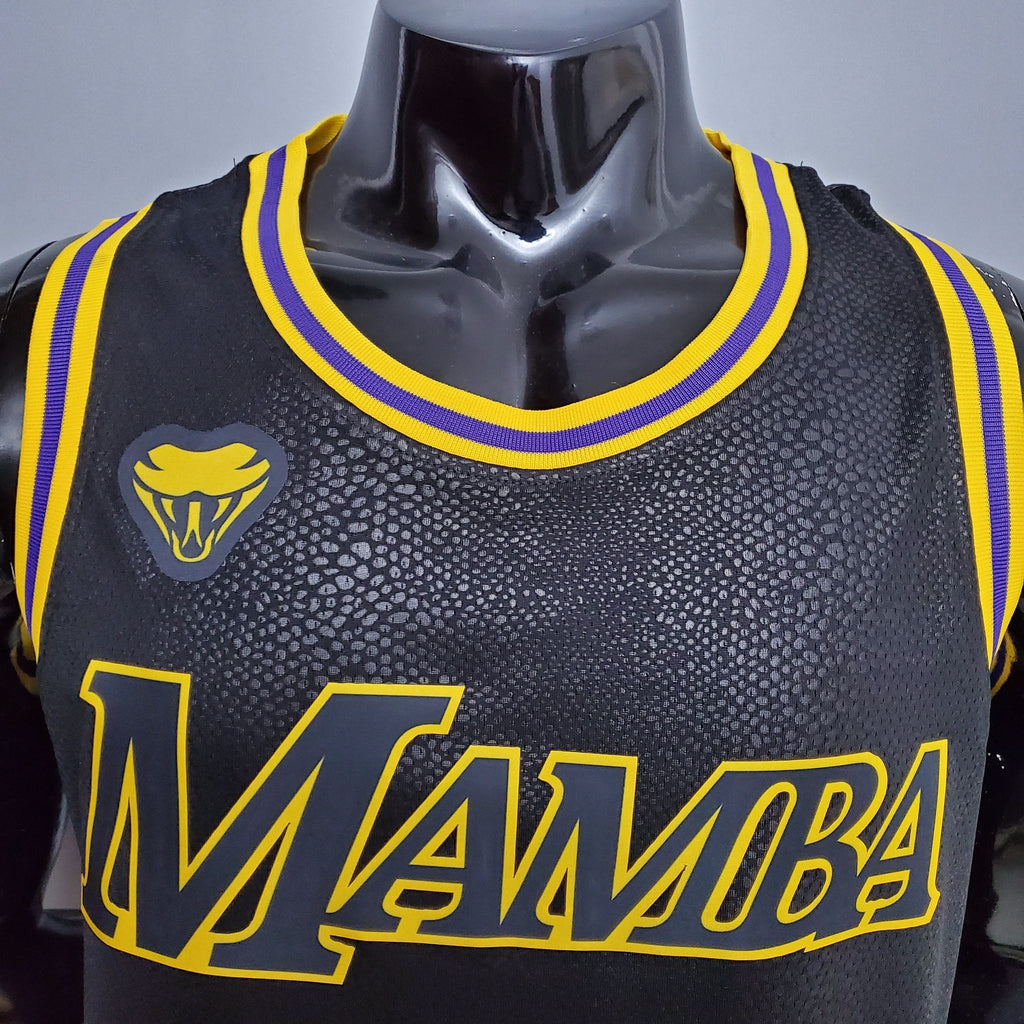 Kobe Bryant (Black Mamba Edition)