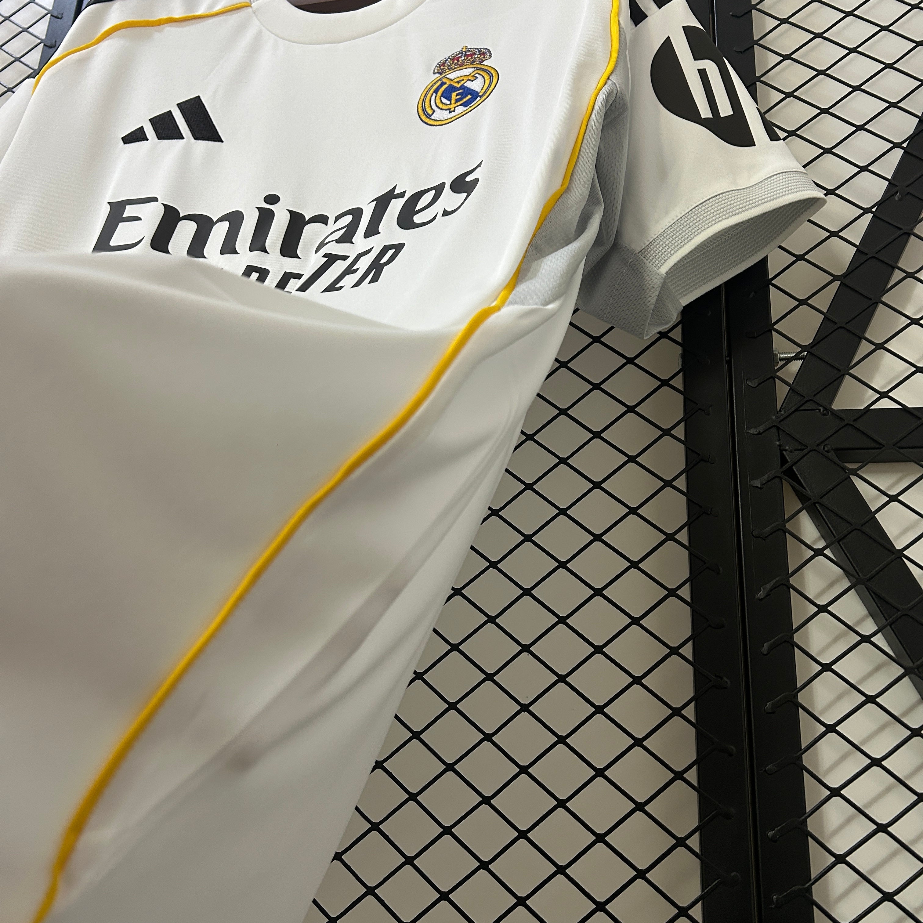 Real Madrid 2025/26 (Primera equipación)