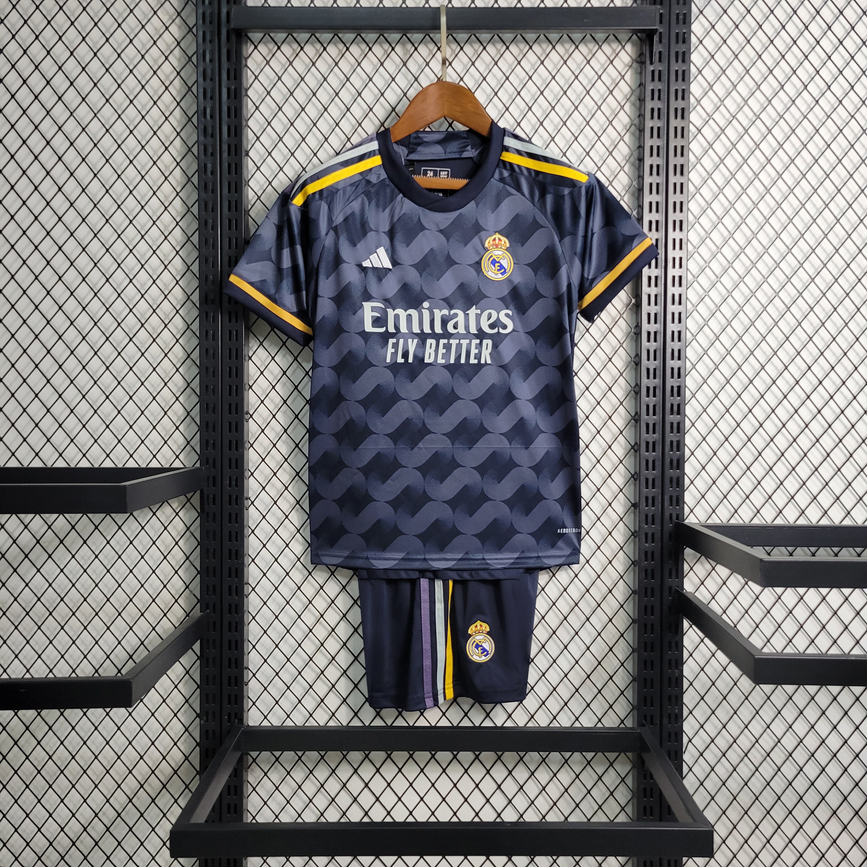 Real Madrid 2023/24 (mini conjunto)
