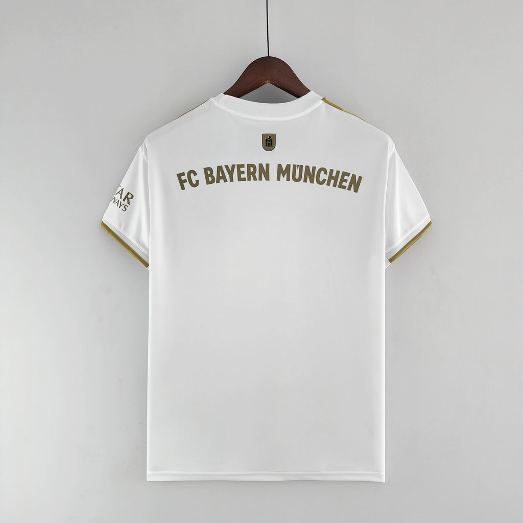 Bayern de Munich 2022/23 (Segunda equipación)