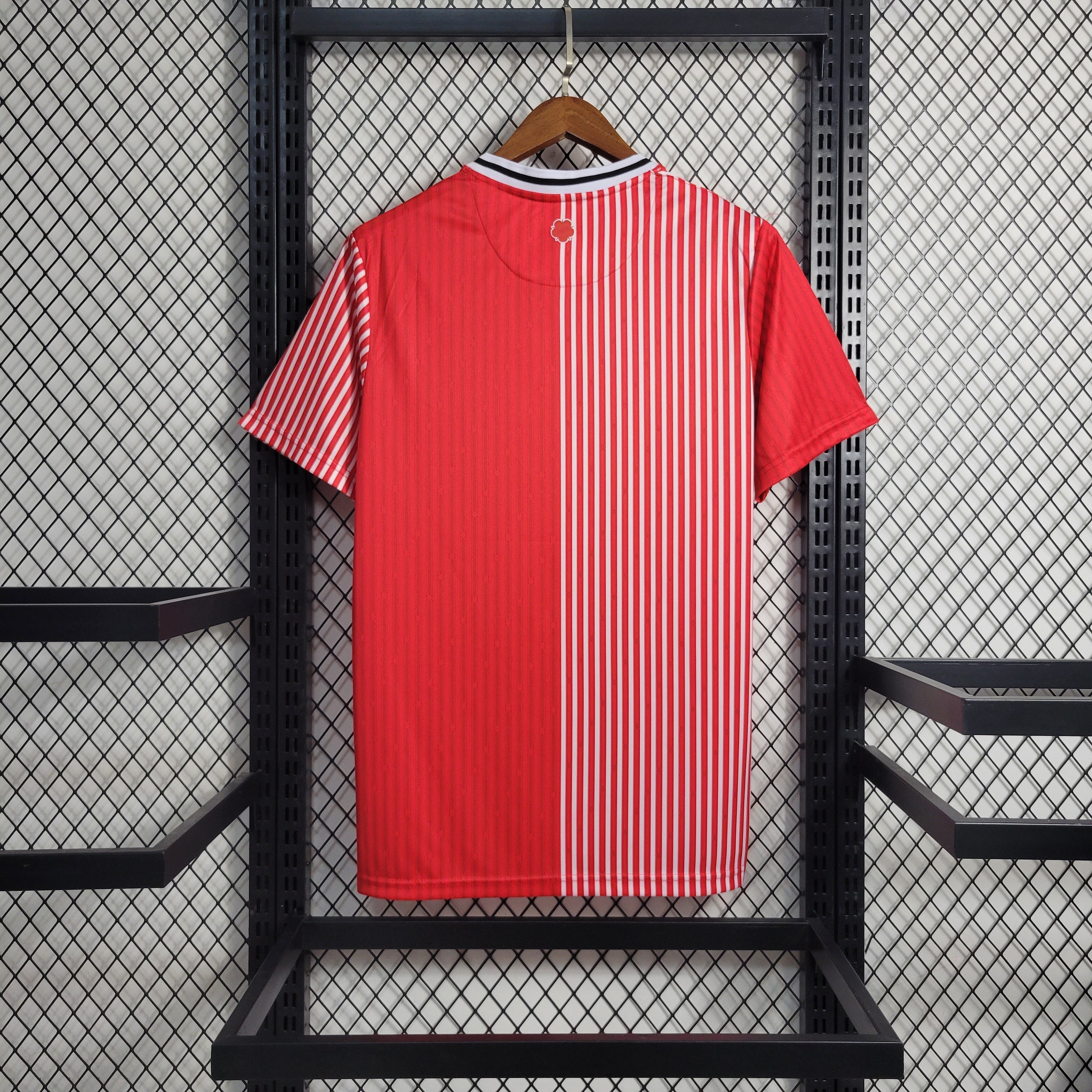 Southampton 2023/24 (Primera equipación)