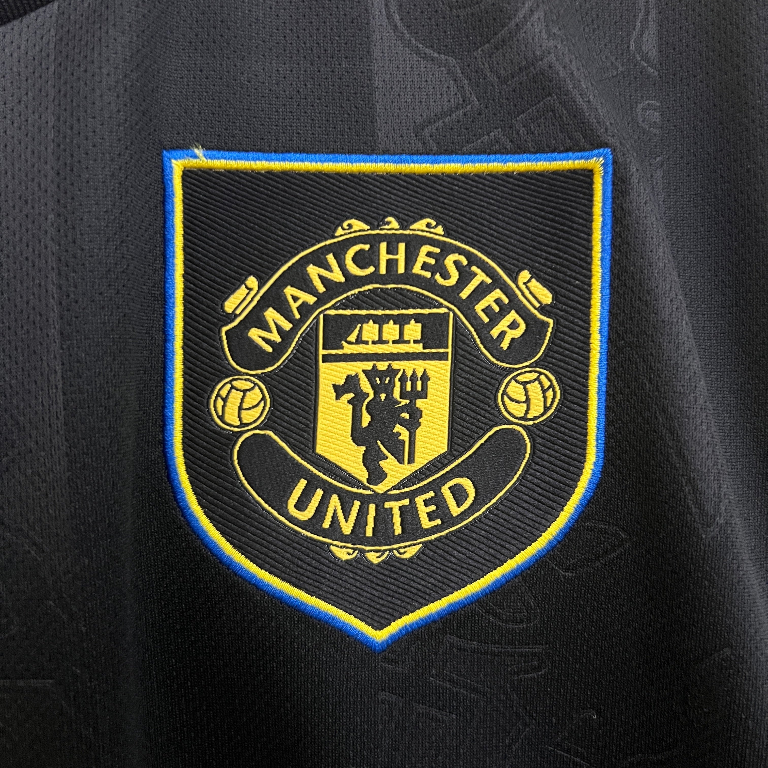 Manchester United 2025/26 (Tercera equipación)