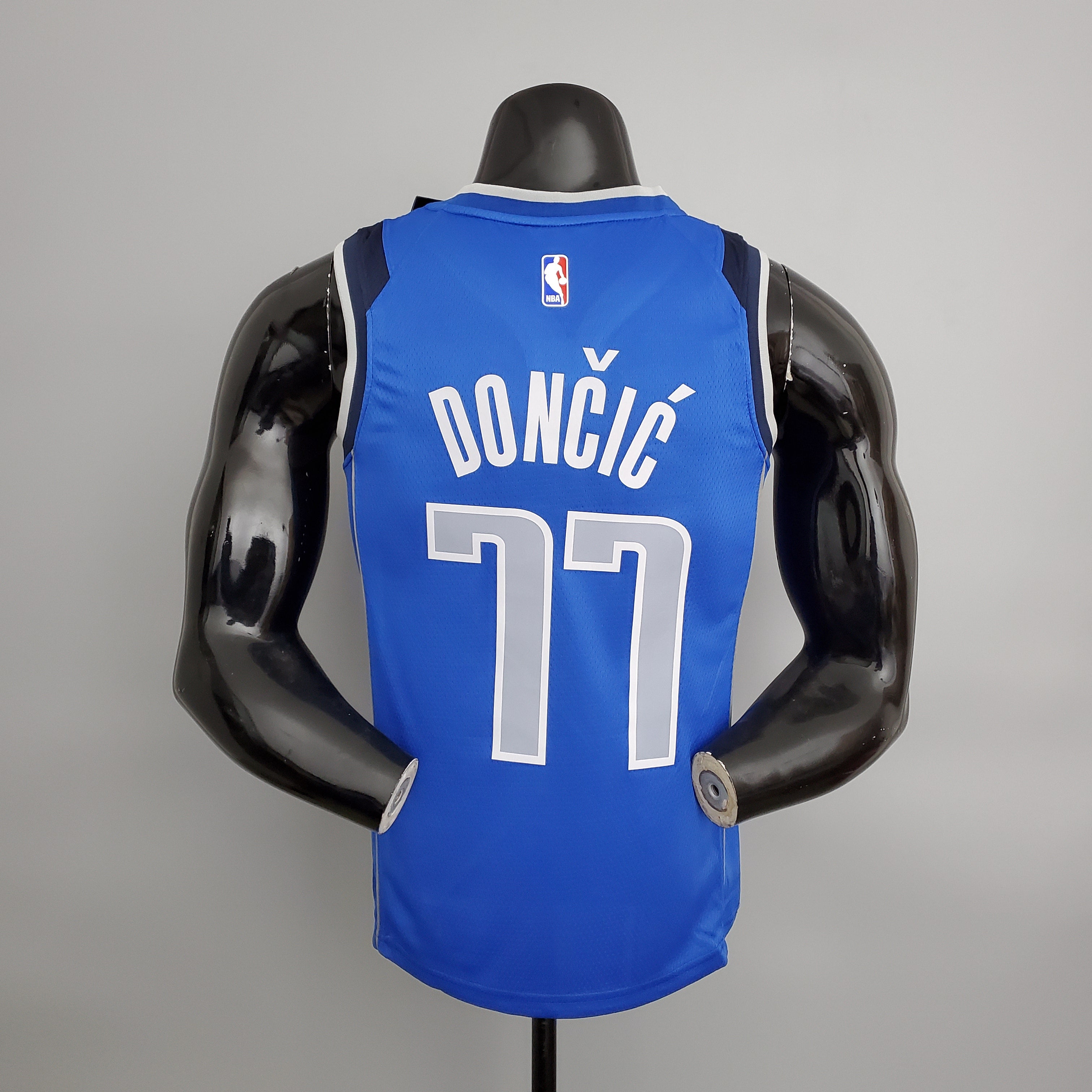 Dallas Maverick (blue)