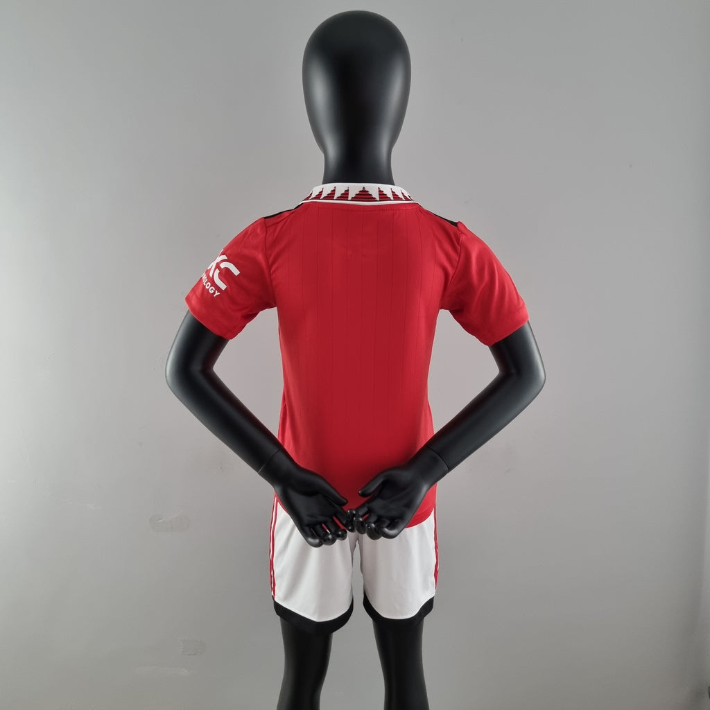 Manchester United 2022/23 Primera equipación (Mini Conjunto)