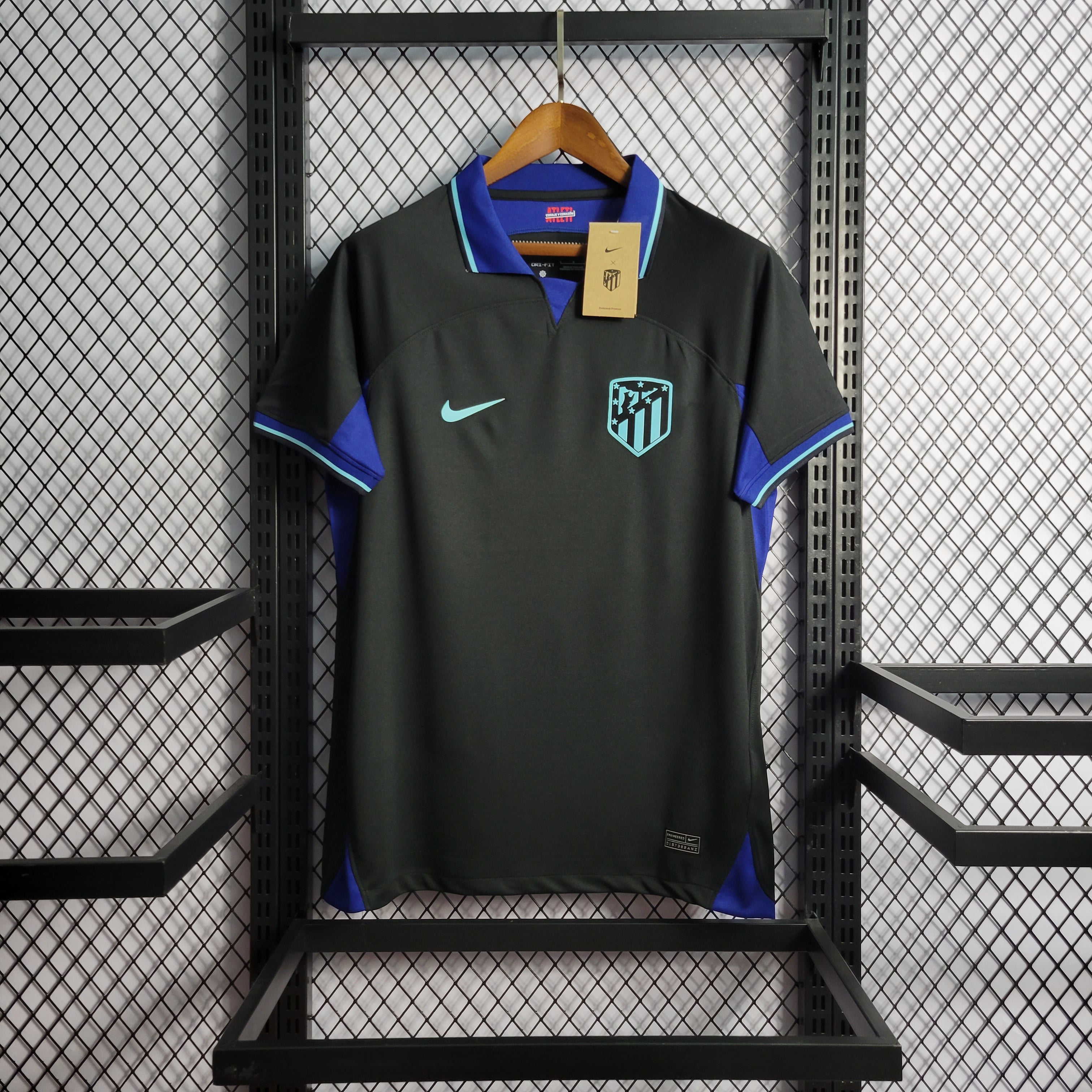 Atlético de Madrid 2022/23 (Segunda equipación)