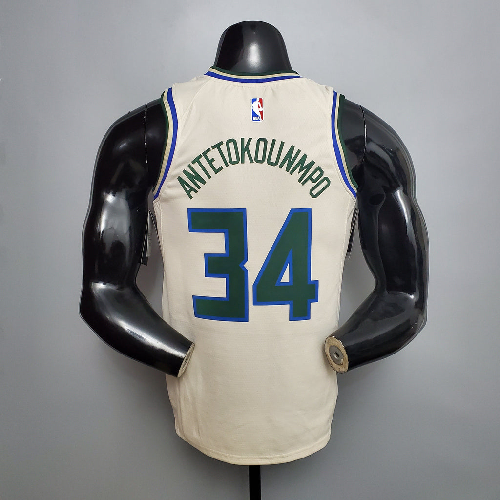 Milwaukee Bucks (Beige)