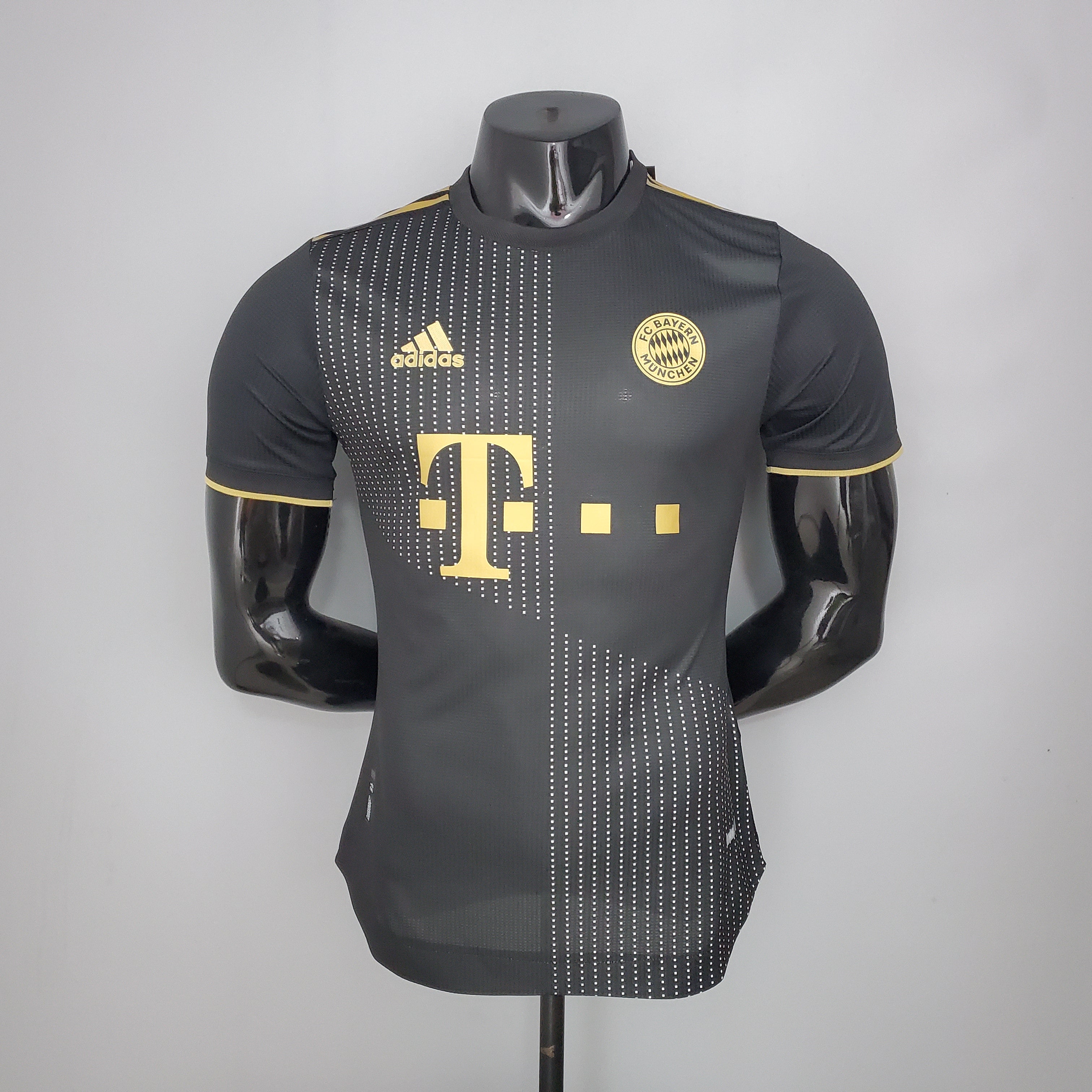 Bayern de Munich 2021/22 Vapor Match (Segunda equipación)