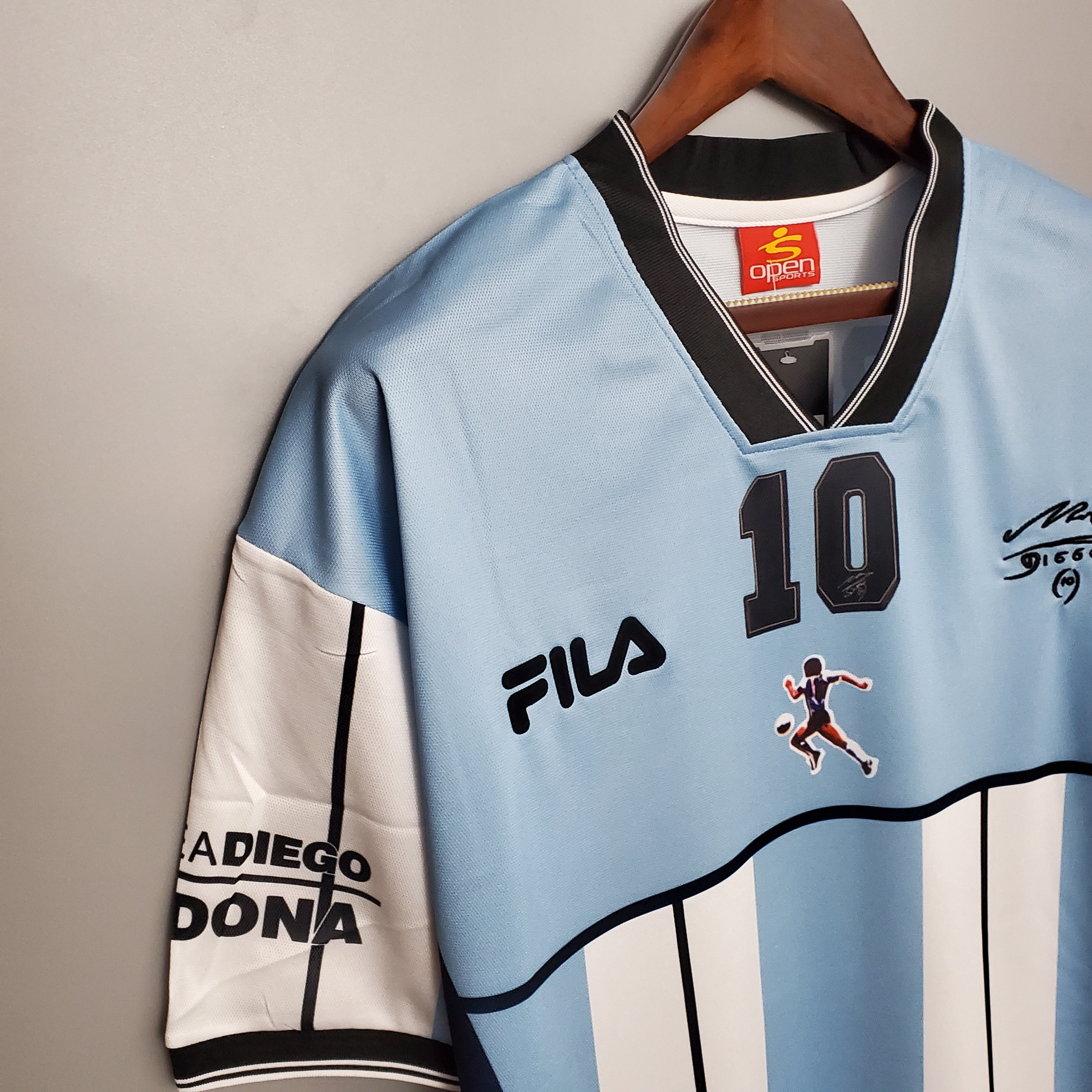 Retro Argentina 2001 (Homenaje Diego Maradona)