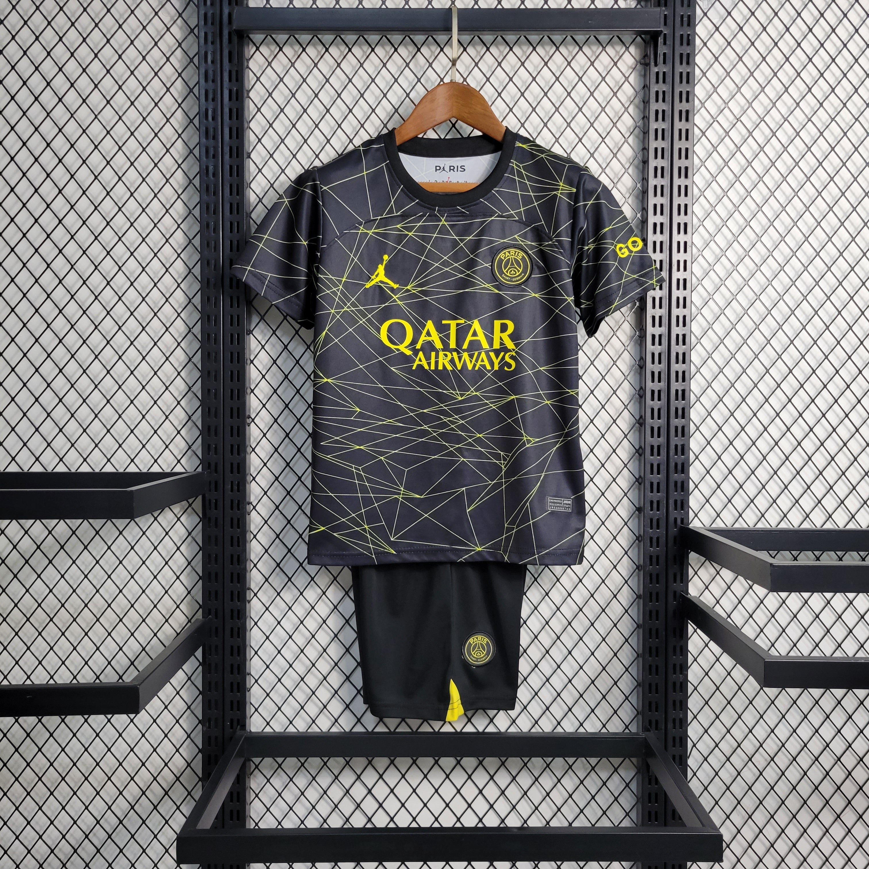 Paris Saint-Germain 2023 cuarta equipacion (Mini Conjunto)