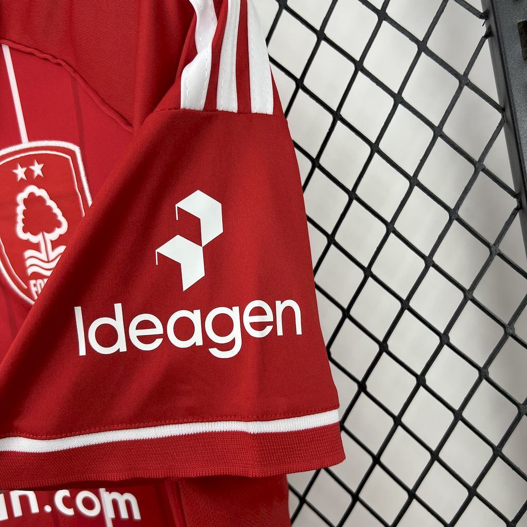 Nottingham Forest FC 2025/26 (Primera equipación)