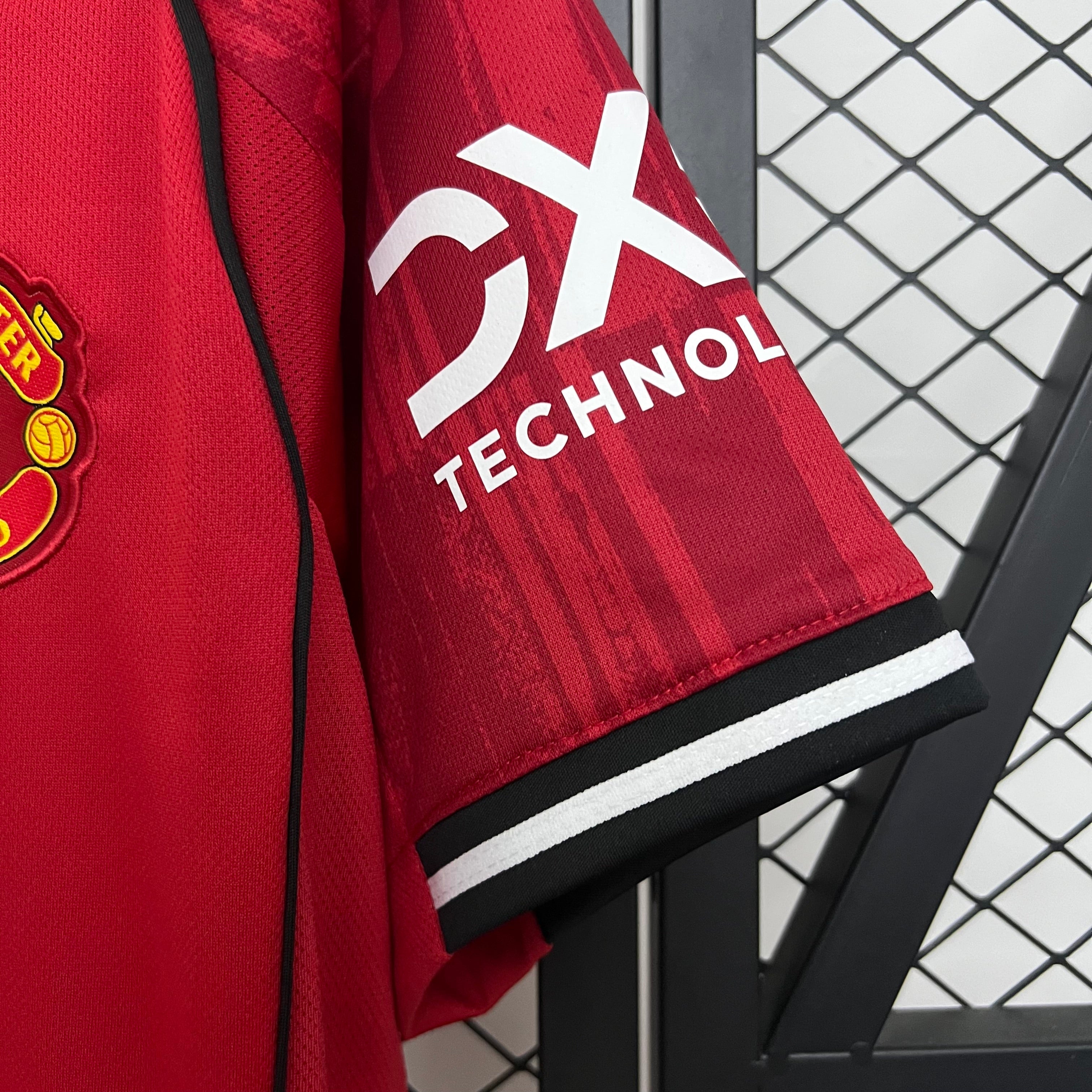 Manchester United 2025/26 (Primera equipación)
