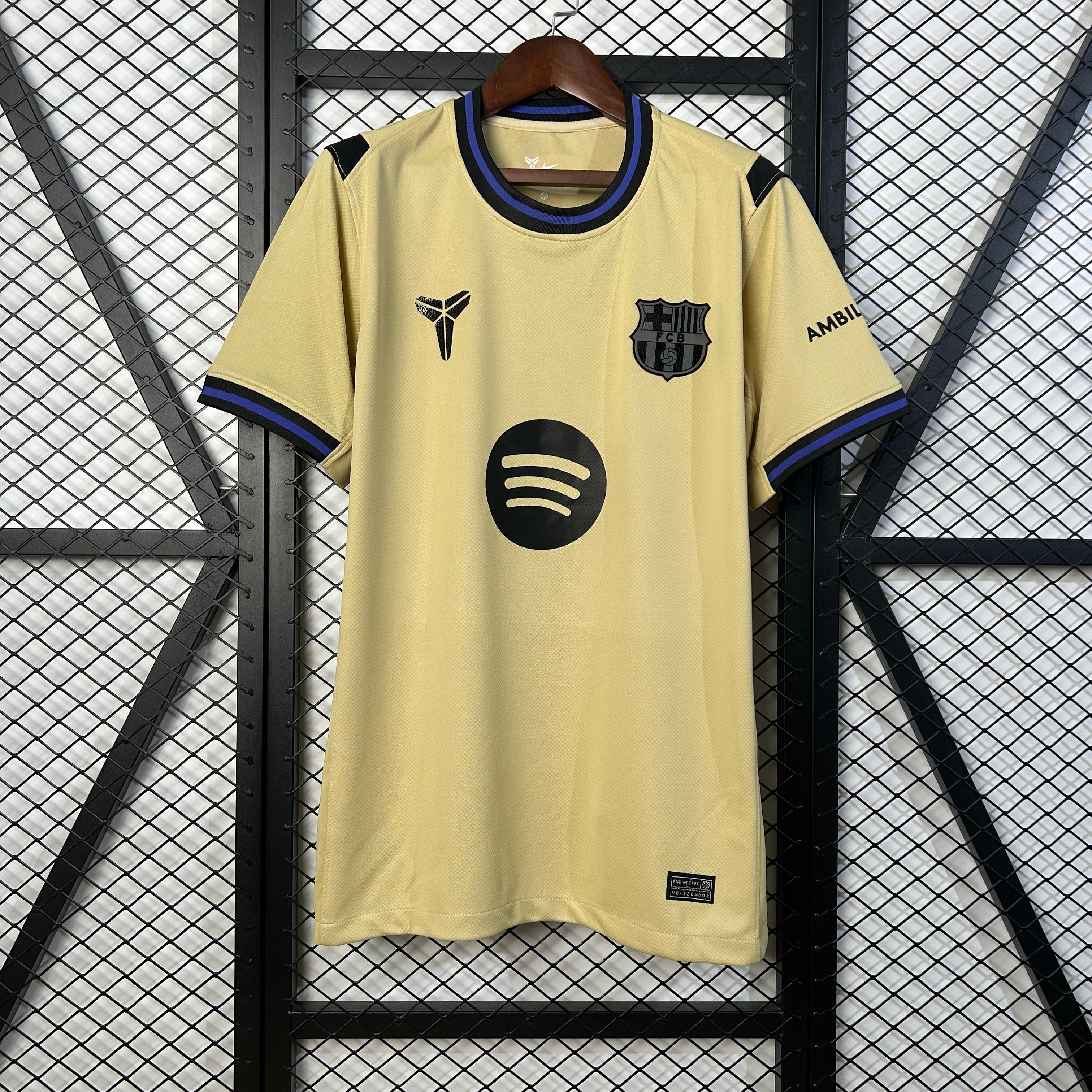 FC Barcelona 2025/26 (Segunda equipación)
