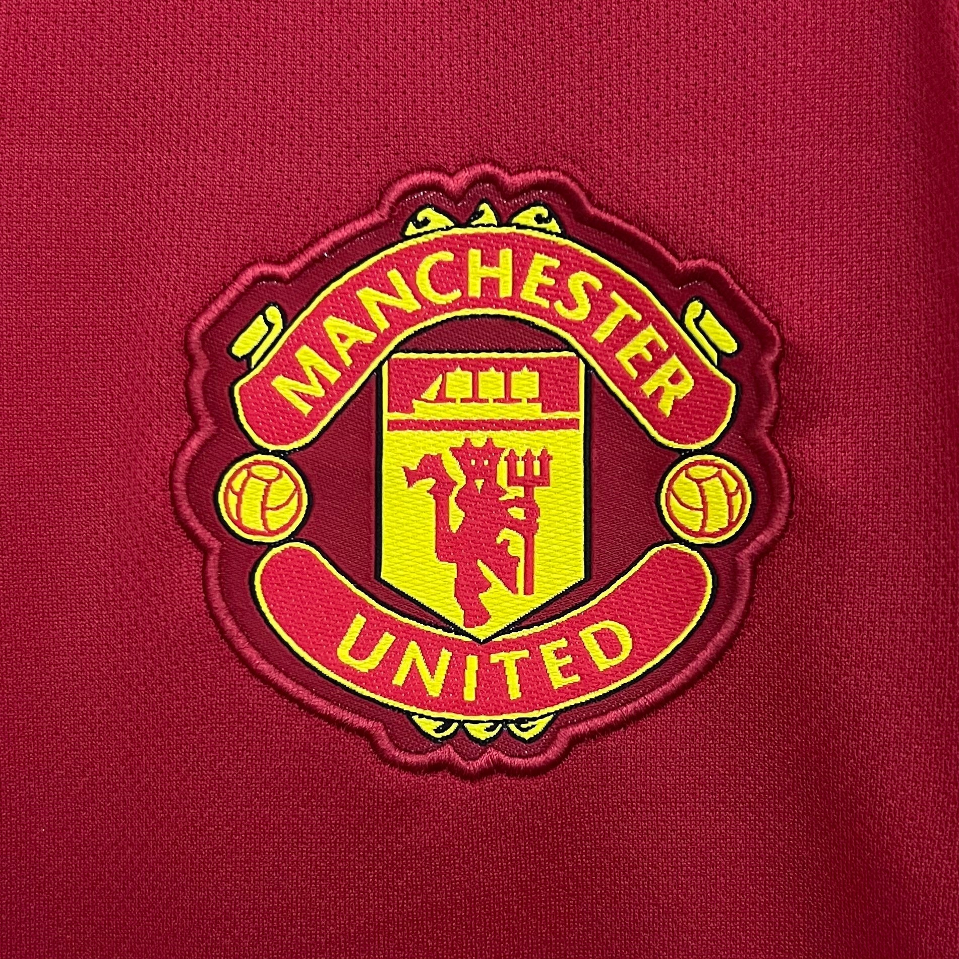 Manchester United 2025/26 (Primera equipación)